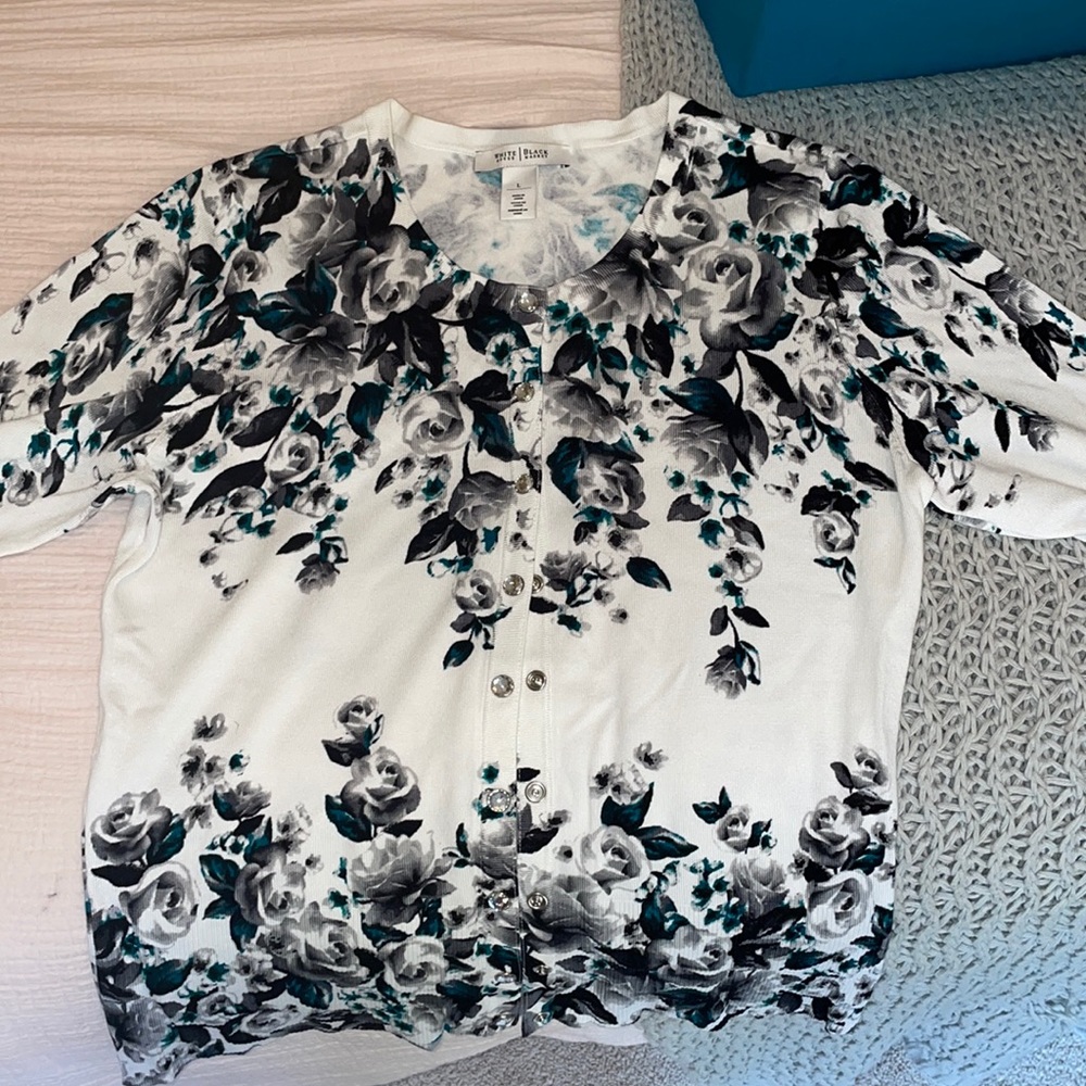 WHBM SIZE L floral cardigan